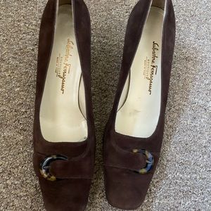 Salvatore Ferragamo Brown Suede Heels w/tortoise shell buckle